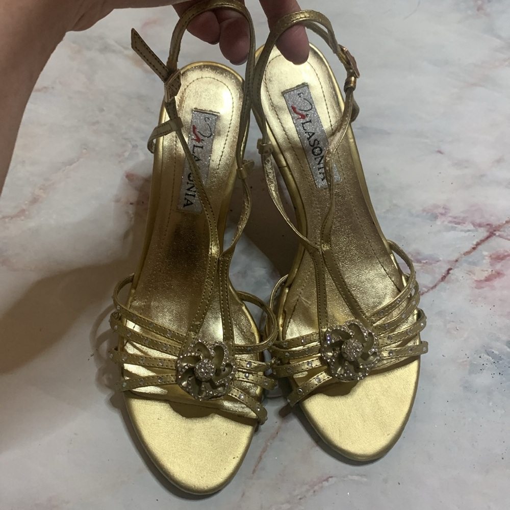 Gold evening sandal by Lasonia. Gold sandal with rhinestones. Gold wedge 8.5